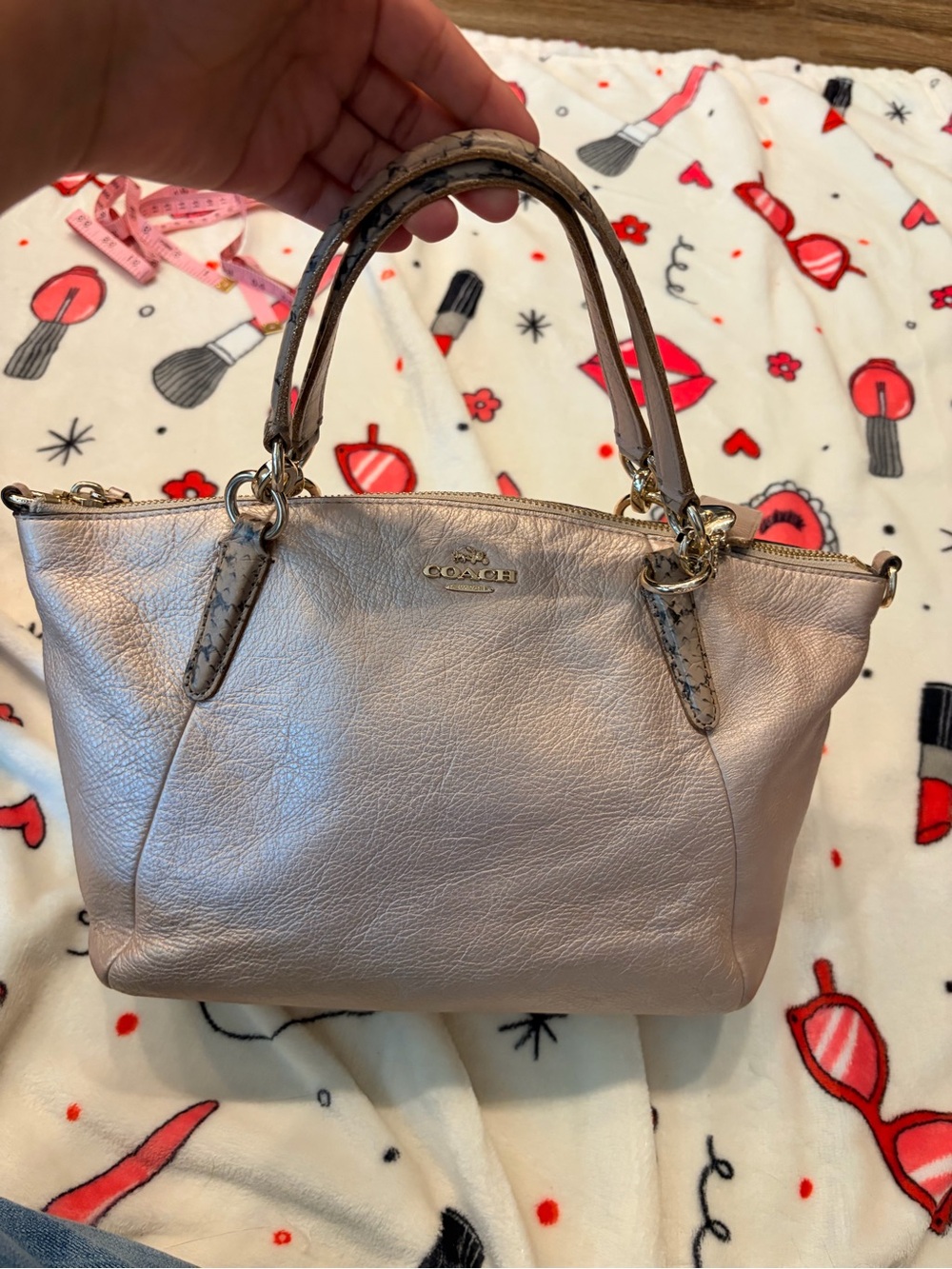 COACH Small Kelsey Beige Metallic